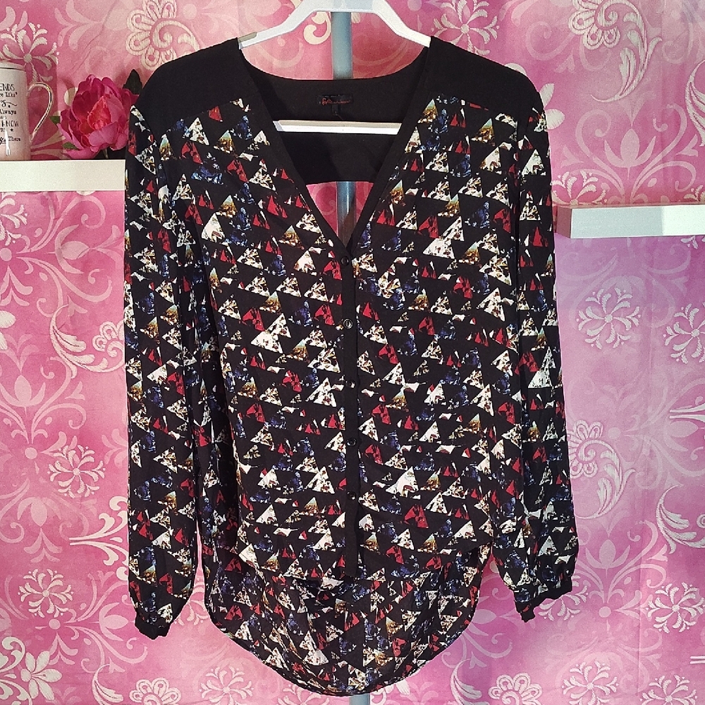 Sofia by Sofia Vergara Multicolor Geometric Blouse (NWOT)